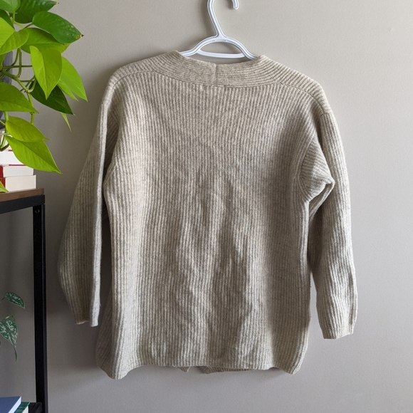 Cream cardigan size S - Picture 3 of 3